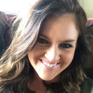 Meet your Posher, Savannah